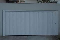 portao-automatico-lambri-em-aco-galvanizado-